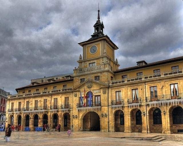 Albergue Turistico La Peregrina Oviede Extérieur photo